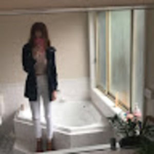 Meet your Posher, Clare